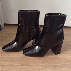 Elegant Black Ankle Boots